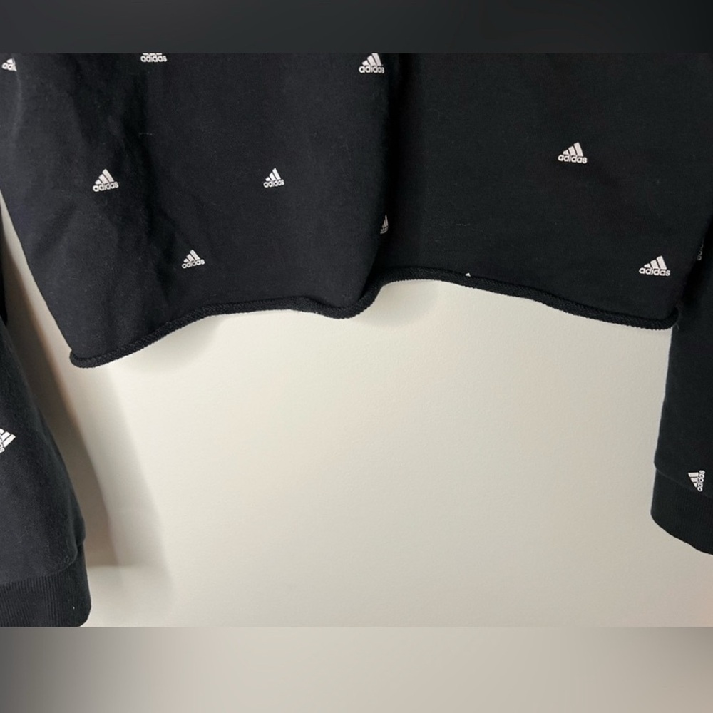 Adidas - Crewneck Long Sleeve - Size XL - Picture 6 of 9